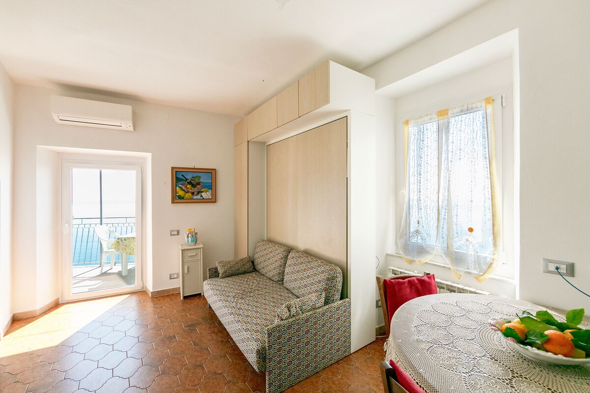 Soggiorno con cucina piano terra