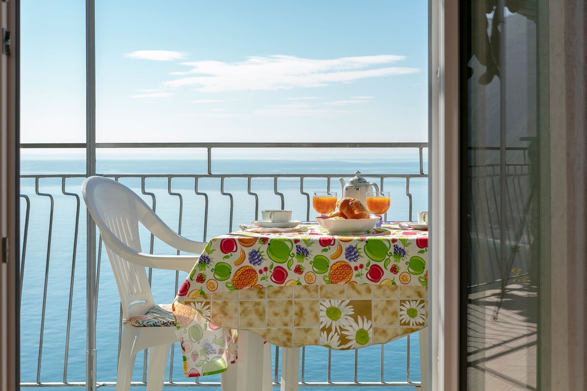 82ff4e2d-8114-436a-a3d3-71d320adce4a