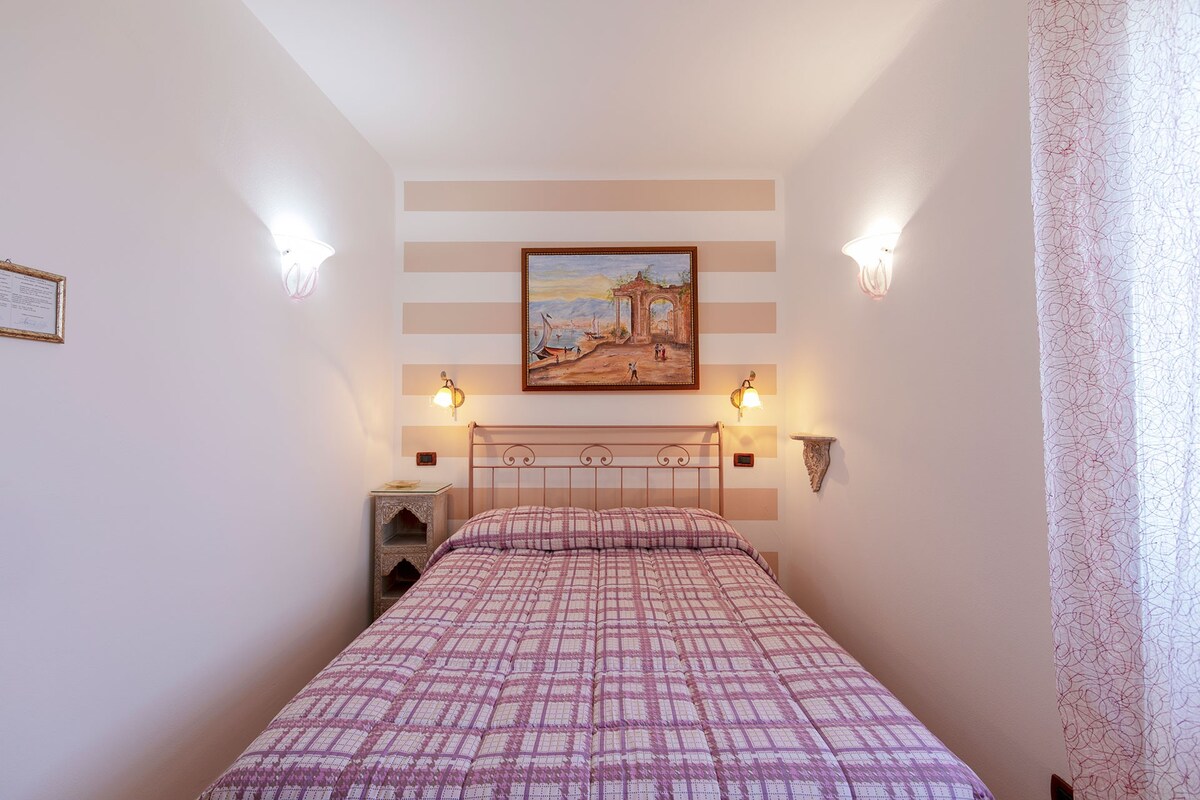 e5dc7c0a-3908-4e49-b965-b89c8d9aa521